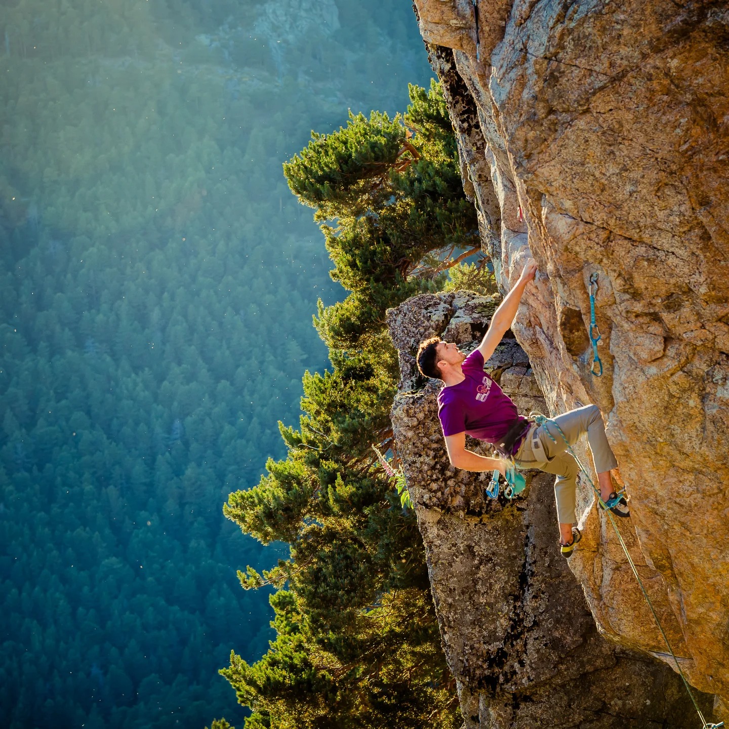 Jaime Merino Escalando